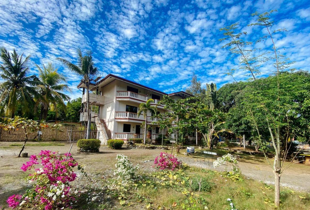 Reddoorz @ Seasun Beach Resort And Hotel Zambales Santa Cruz  Экстерьер фото